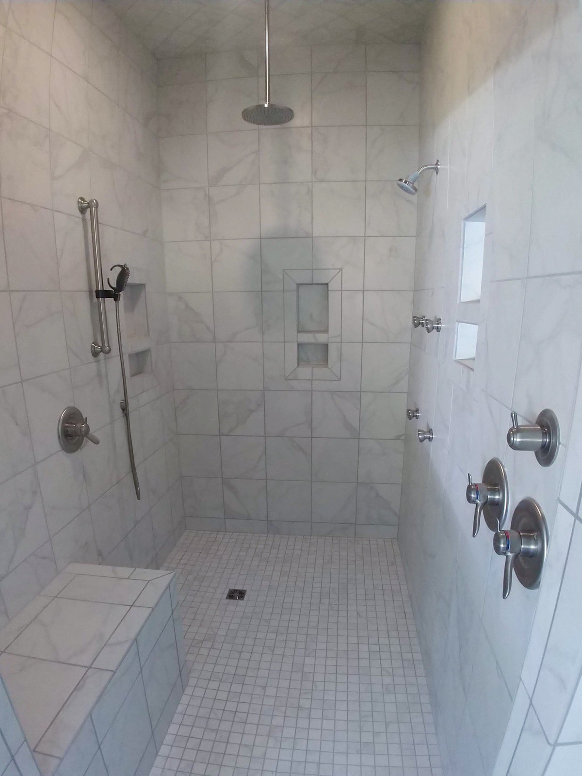 Bathroom tiles | Dehart Tile