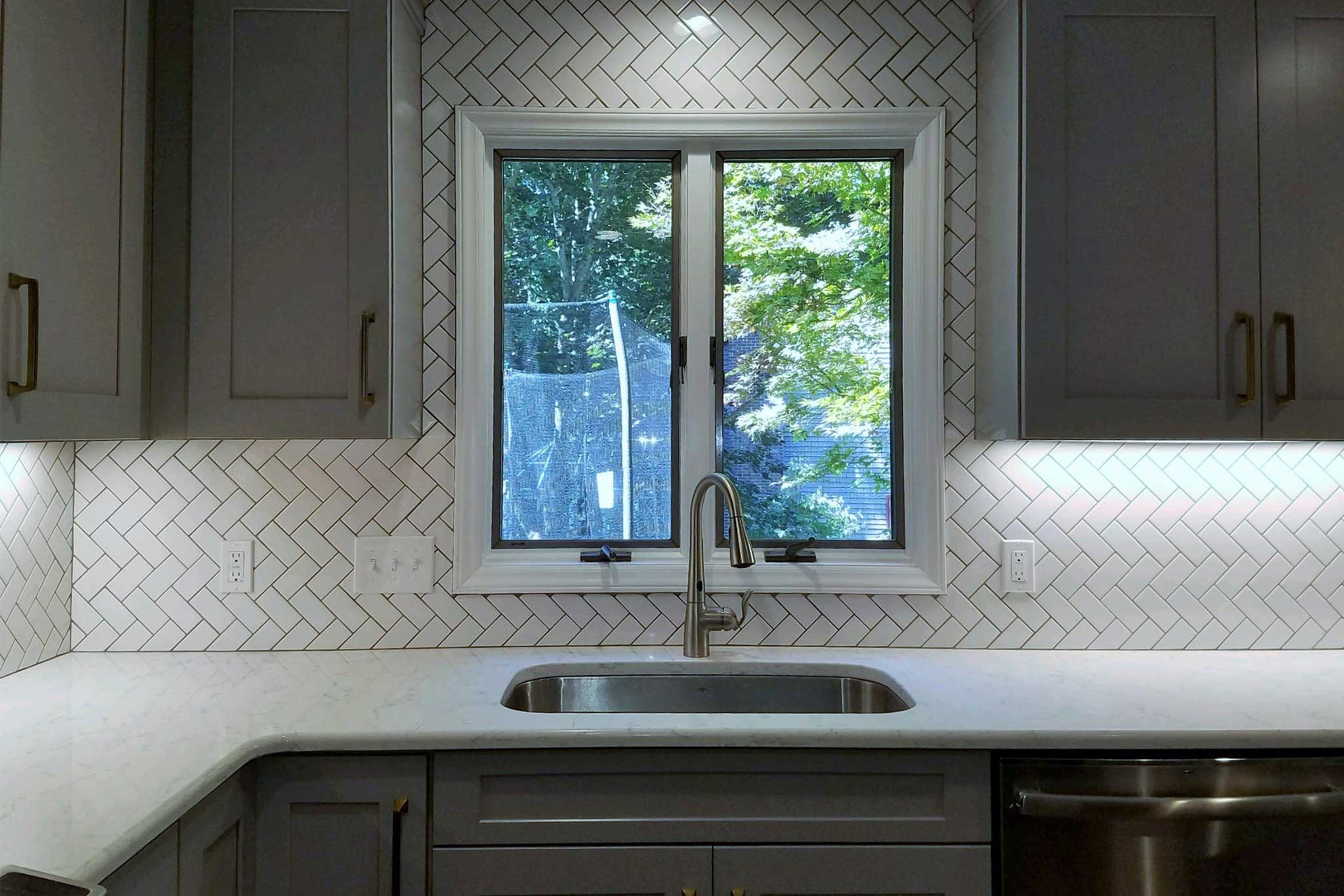 Kitchen sink | Dehart Tile